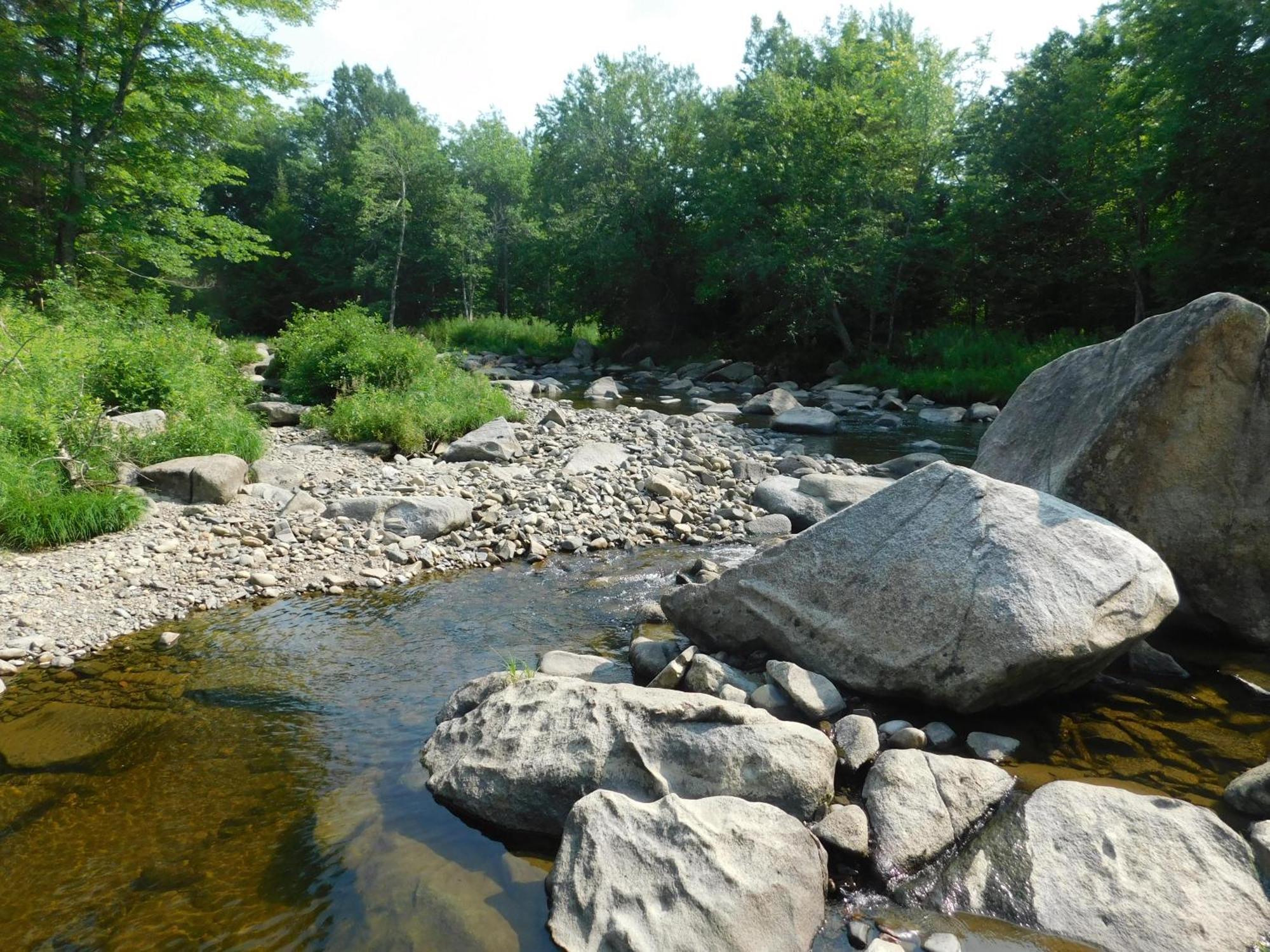 فيلا Aux Tipis De La Riviere Sauvage Saint Romain المظهر الخارجي الصورة